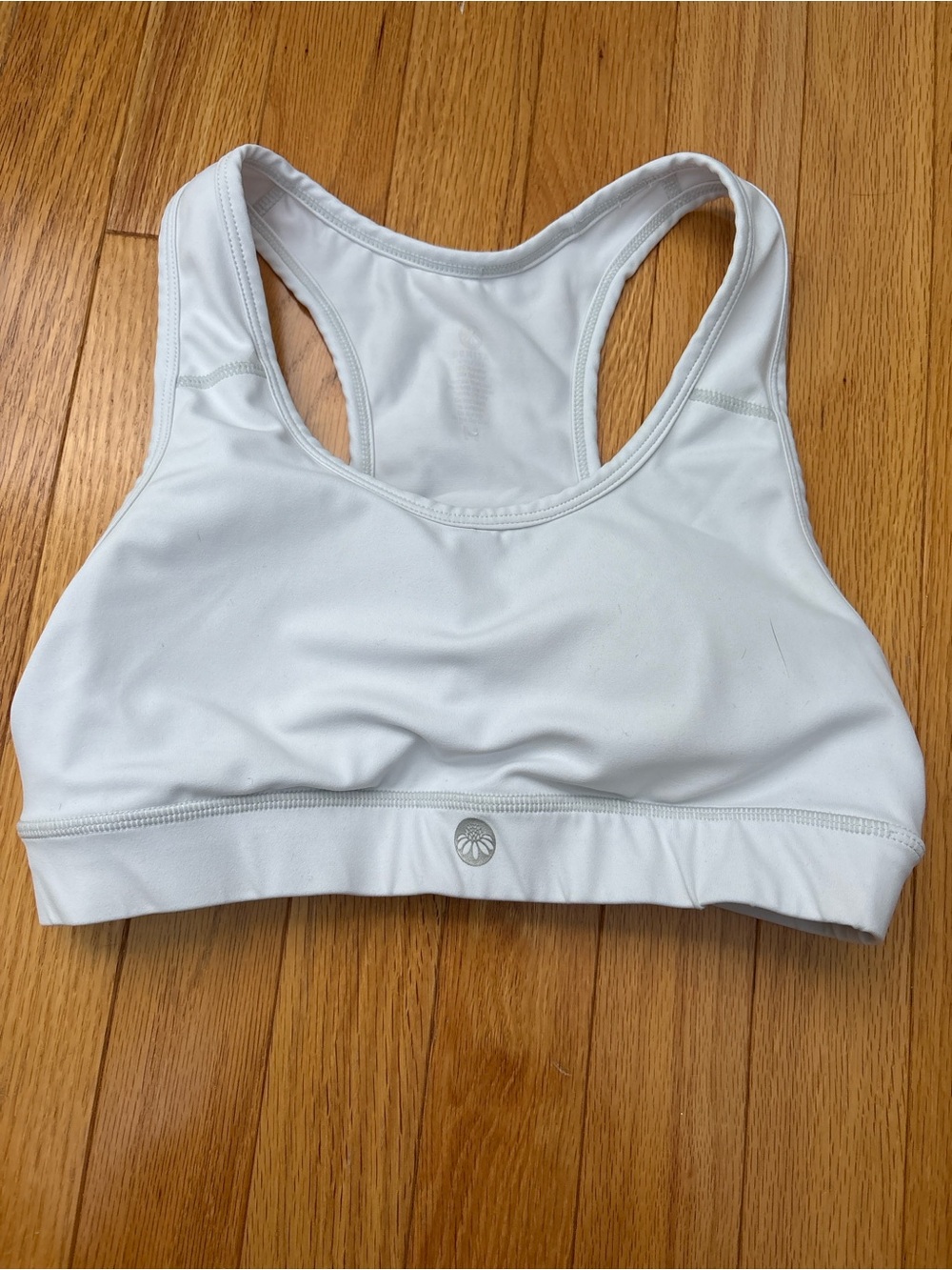 Senita Athletics medium white Lux Sarah sports bra